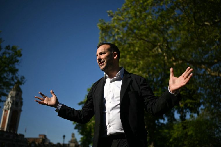 Green Party leader Zack Polanski speaks to candidates and campaigners during a campaigning visit to Brixton in south London on April 25, 2026, ahead of local elections on May 7. (Photo by JUSTIN TALLIS / AFP via Getty Images)