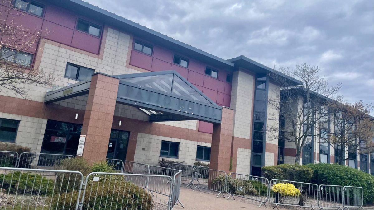 The former Patio Hotel in Aberdeen, now being used to house asylum seekers (Photo: The i Paper)