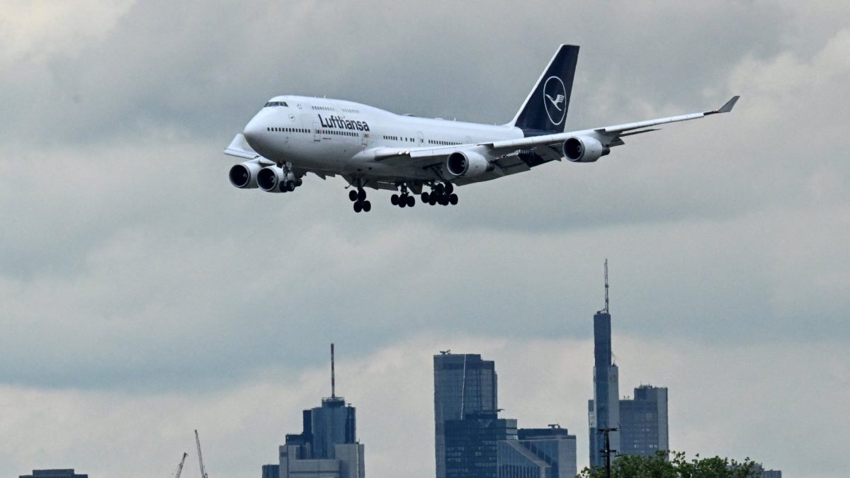 The routes where most UK flights are being cancelled, mapped