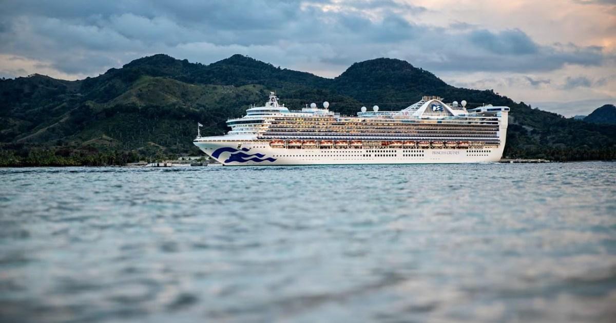 Caribbean cruise hit with 'rib-cracking' norovirus outbreak | News World
