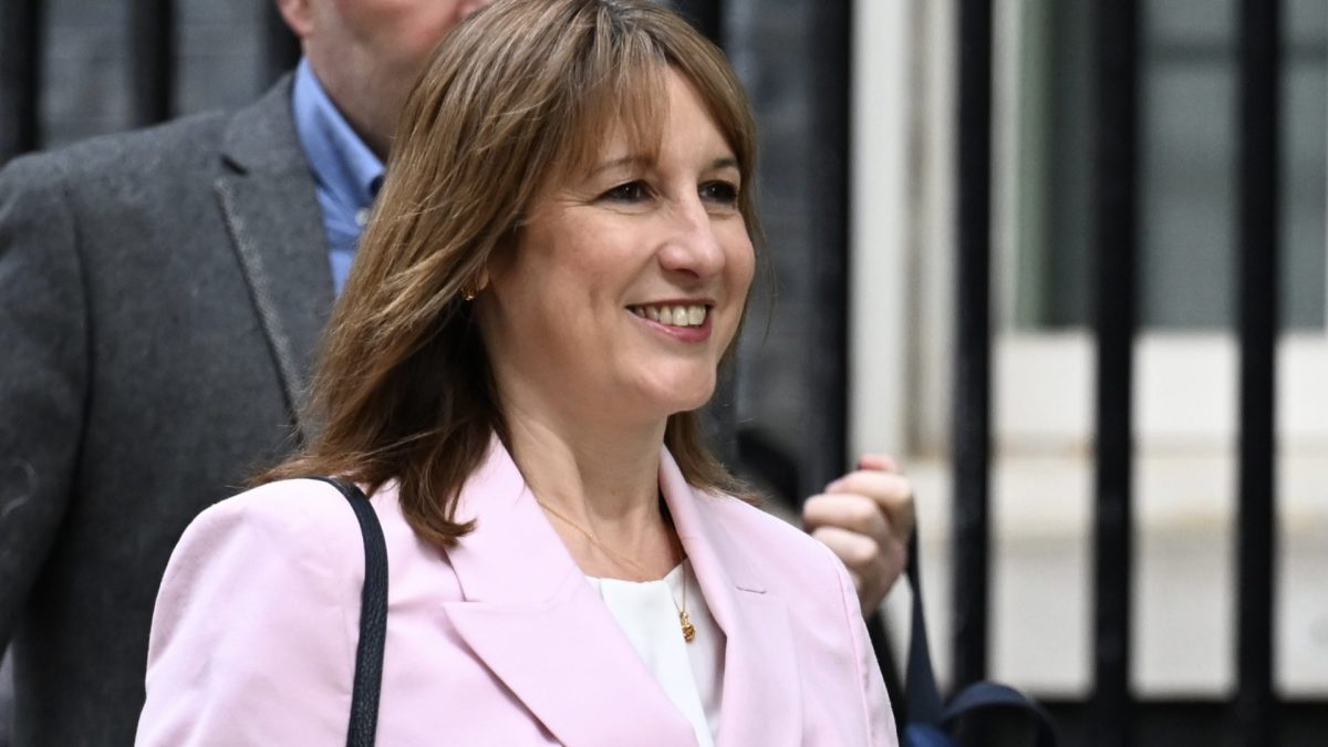 How savers could soon pay tax on cash held in investment ISAs
