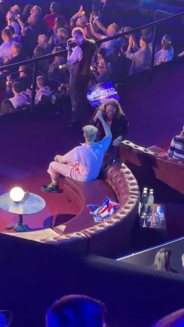 Eurovision fans praise Danish act after Look Mum No Computer left 'abandoned'