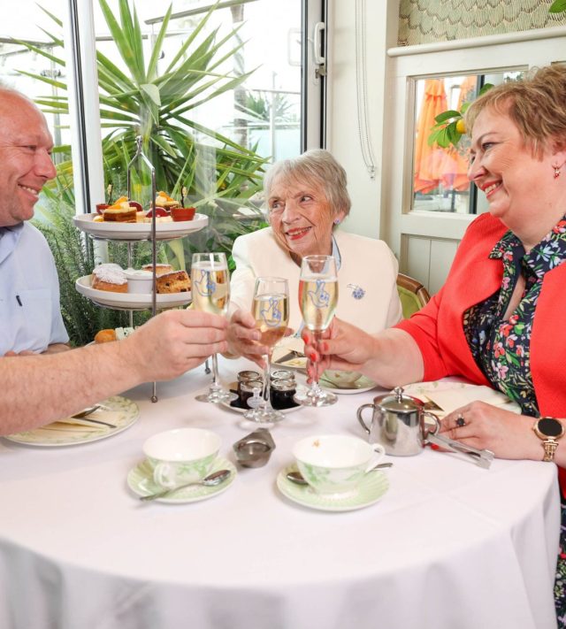 EDITORIAL USE ONLY (left to right) Barry Tresadern, Rose Tresadern and Julie Tresadern celebrate winning ?1 million on the National Lottery Lotto with afternoon tea at the Roslyn Beach Hotel in Southend-on-Sea. Issue date: Wednesday May 27, 2026. PA Photo. The family played using their late husband and father Derek's Lotto numbers, which came up in the April 18 draw. Photo credit should read: Kieran Cleeves/PA Media Assignments