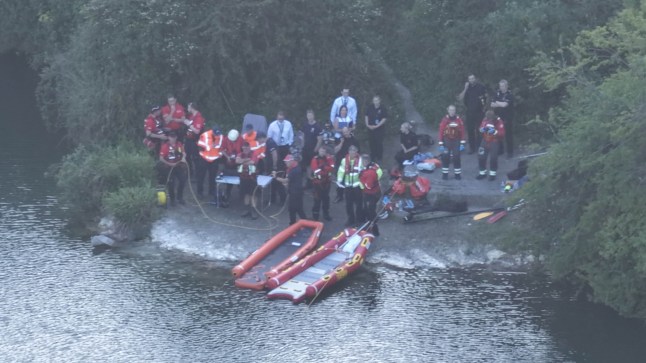 A major emergency services operation is underway in Kent after a well-known local boxer was reported missing after entering the water near Northfleet. Kent Police were called at around 2.51pm on Wednesday 27 May 2026 following concerns for a person in the Galley Hill Road area of Swanscombe. Officers remain at the scene alongside multiple emergency service agencies as an extensive search operation continues. The response has involved: Kent Police specialist water rescue teams thermal drone operators volunteers from Kent Search and Rescue The HART team from South East Coast Ambulance Service Police cordons have been put in place around the area while emergency crews continue searching the water and the surrounding shoreline. Family members of the missing man have reportedly been advised to remain at home while officers continue enquiries and rescue efforts. Community Concern Grows Local residents described seeing a significant emergency services presence throughout the afternoon and evening, including rescue boats, emergency vehicles and drone teams operating over the water. A man at the scene, who asked not to be named, said the missing person was believed to be a member of the local boxing gym and was very known within the local community. He added: ???I just wish young people would listen to the warnings about the dangers of going into the water.??? The incident has sparked widespread concern locally as emergency services continue their search efforts. Ongoing Emergency Operation At this stage, police have not released further details regarding the circumstances surrounding the incident. Search operations remain ongoing, and members of the public are being urged to avoid the area while emergency crews work at the scene. Further updates are expected from Kent Police as the incident develops.
