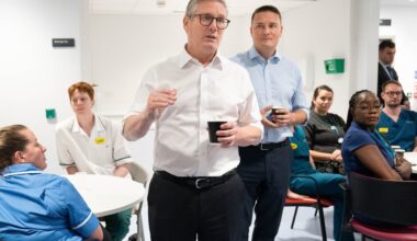 Starmer in showdown meeting with Streeting as grip on power loosens - LIVE - London Evening Standard