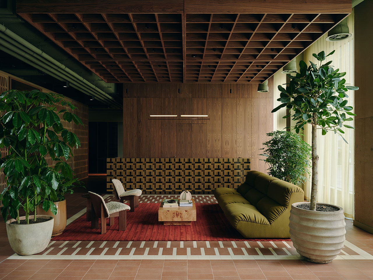 A Palm Court-Inspired Workspace is an Oasis in London