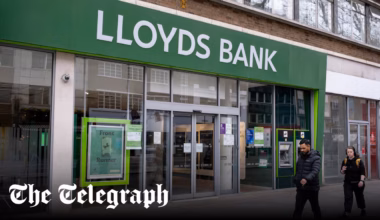 Lloyds Bank bans trans women from using female lavatories