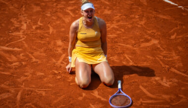 After time out of the game, Teichmann and Wang Xiyu surge into Paris second week