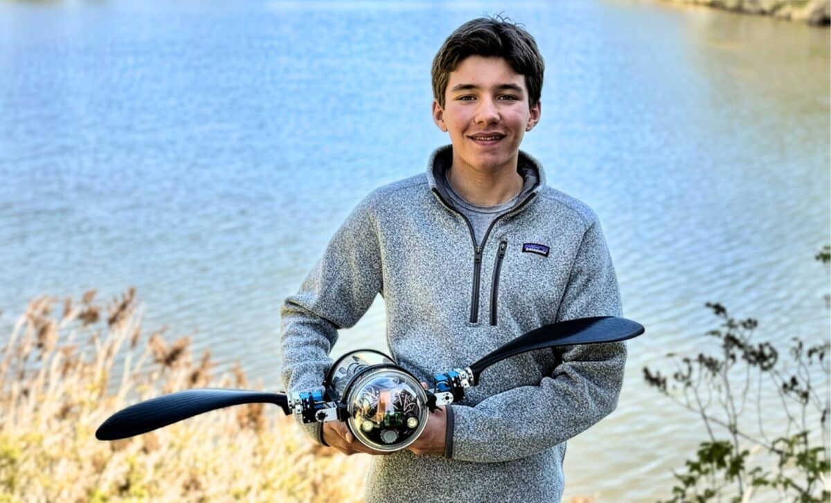 This Teen’s Robotic Turtle Could Change How We Protect Oceans
