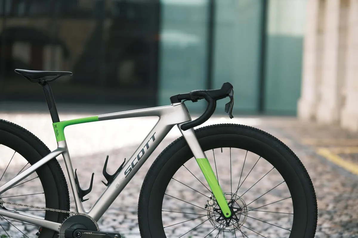 Prototype Scott gravel bike with 32in wheels.