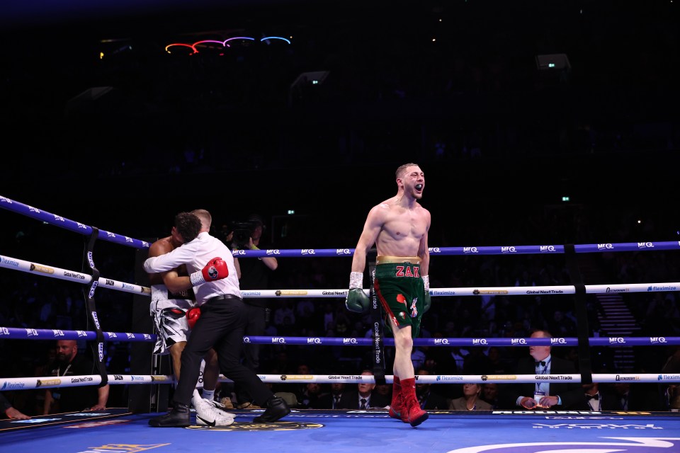 Chelli stunned the boxing world with a 10th-round KO