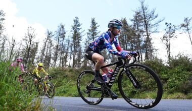 A CORUNA, SPAIN - MAY 05: Neve Bradbury of Australia and Team CANYON//SRAM zondacrypto competes during the 12th La Vuelta Femenina 2026, Stage 3 a 121.2km stage from Padron to A Coruna / #UCIWWT / on May 05, 2026 in Padron, Spain. (Photo by Szymon Gruchalski/Getty Images)