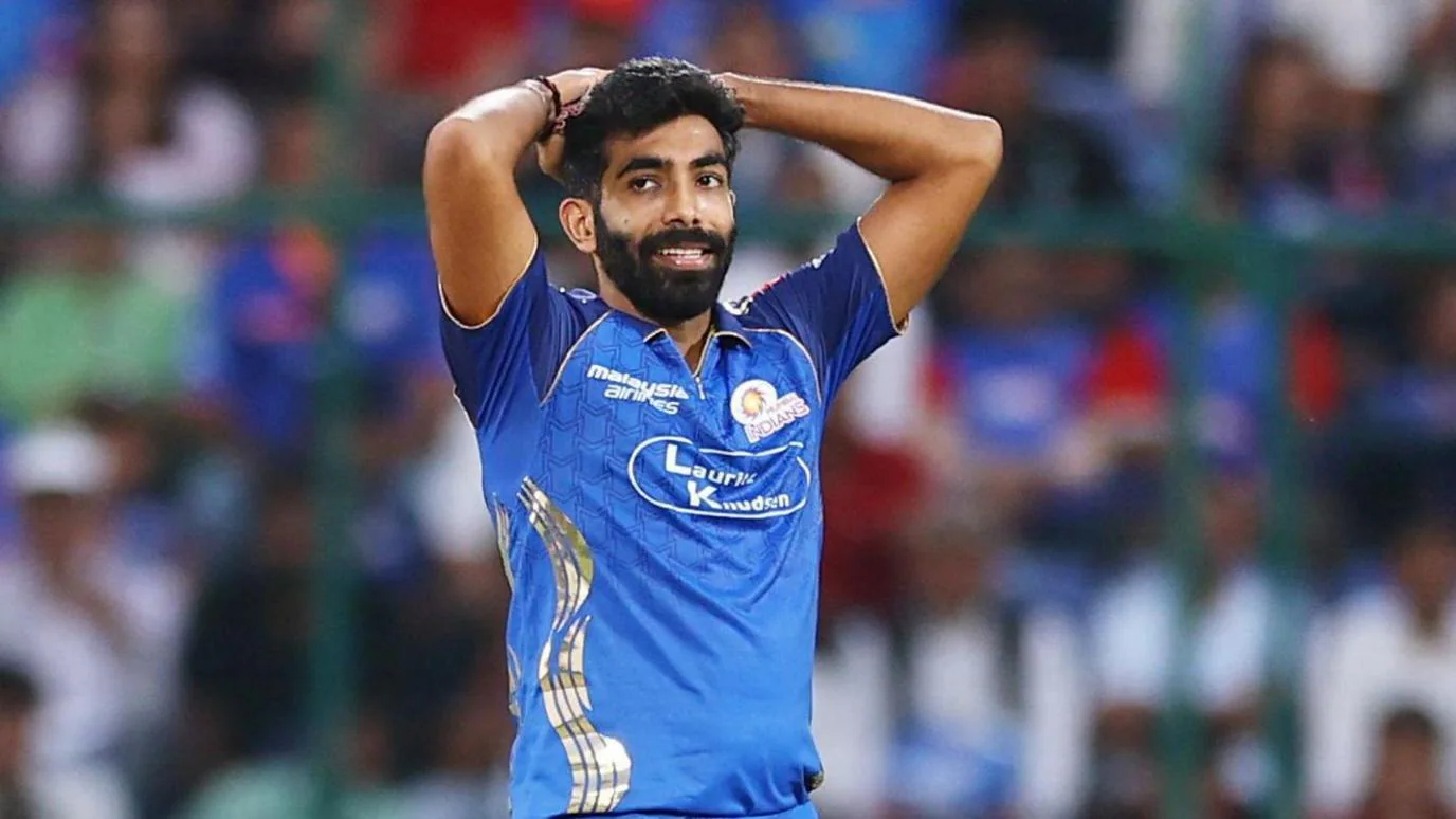 Jasprit Bumrah’s ₹18.00 crore salary returned just 4 wickets, a staggering ₹4.50 crore per wicket that turned into a heavy loss for the franchise. Jasprit Bumrah’s ₹18.00 crore salary returned just 4 wickets, a staggering ₹4.50 crore per wicket that turned into a heavy loss for the franchise.