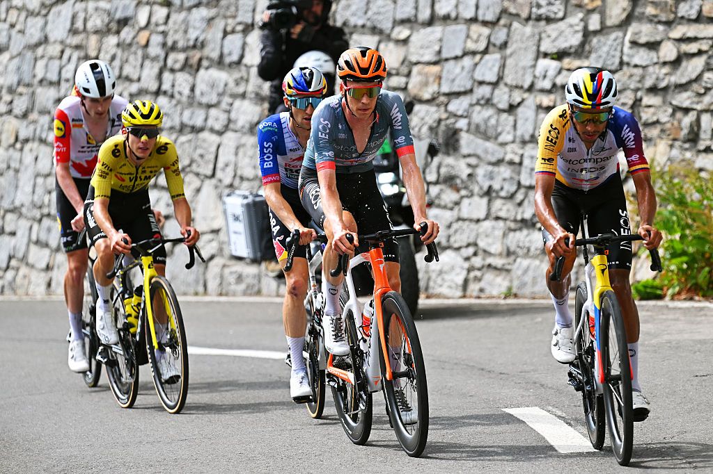 2026 Giro d'Italia stage 16: Thymen Arensman (2-L) and Egan Bernal (1-L) in the chase group behind stage winner Jonas Vingegaard