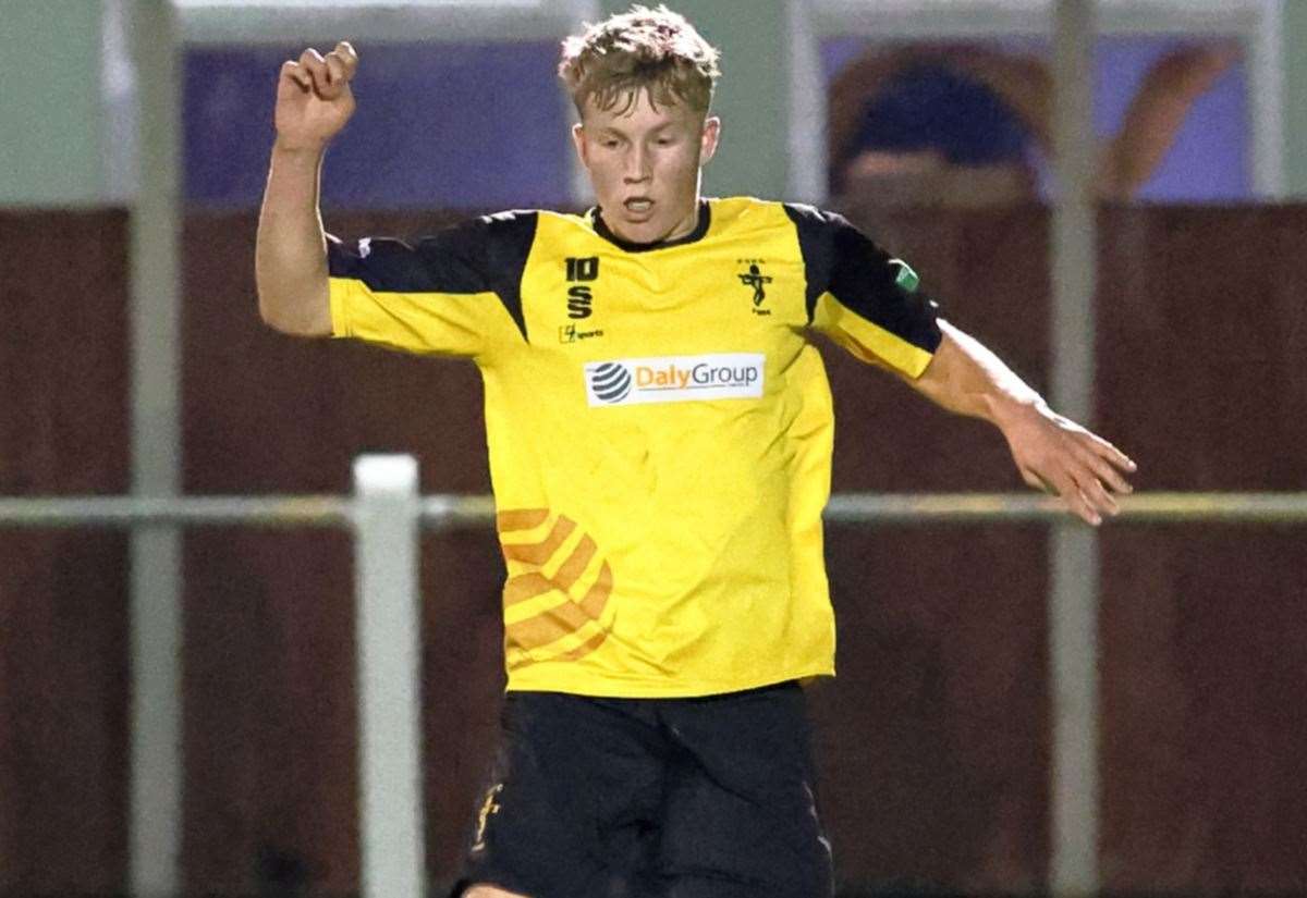Fakenham teenager receives England schoolboys call for Wales clash at Cirencester