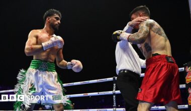 Referee stops the fight between Adam Azim and Steve Claggett