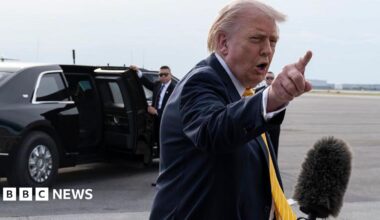 US President Donald Trump speaks to reporters in Palm Beach, Florida. Photo: 2 May 2026