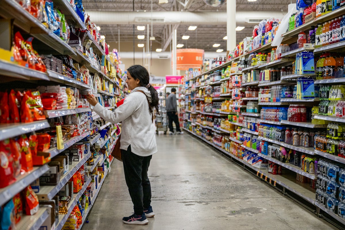 Experts say this is the worst time to snack – no matter what you’re eating