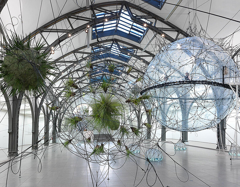 building with air: soft architectures and atmospheric worlds from warhol to A.A. murakami - 6