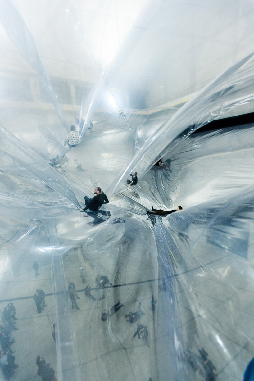 building with air: soft architectures and atmospheric worlds from warhol to A.A. murakami - 11