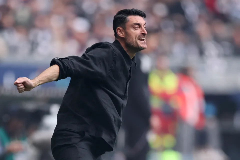 Albert Riera, Head Coach of Eintracht Frankfurt, looks on prior to the Bundesliga match between Eintracht Frankfurt and VfB Stuttgart