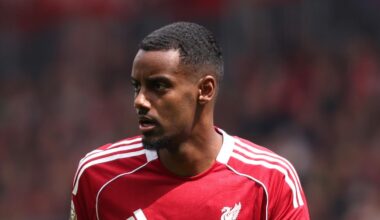 Arne Slot on Alexander Isak injury and Liverpool team news at Aston Villa