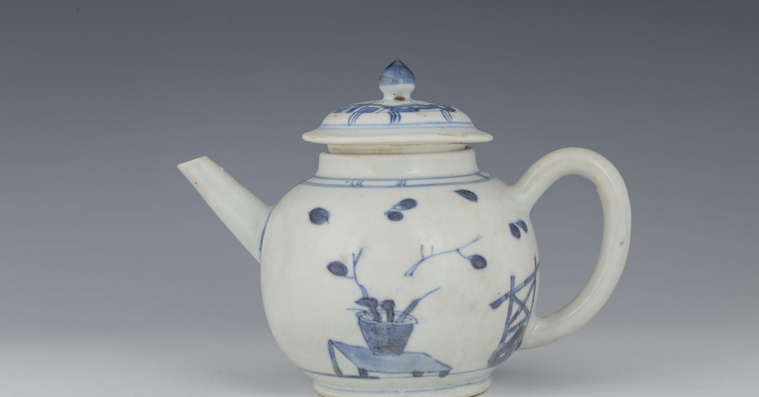 Why Collectors Break the Law for Beautiful Things