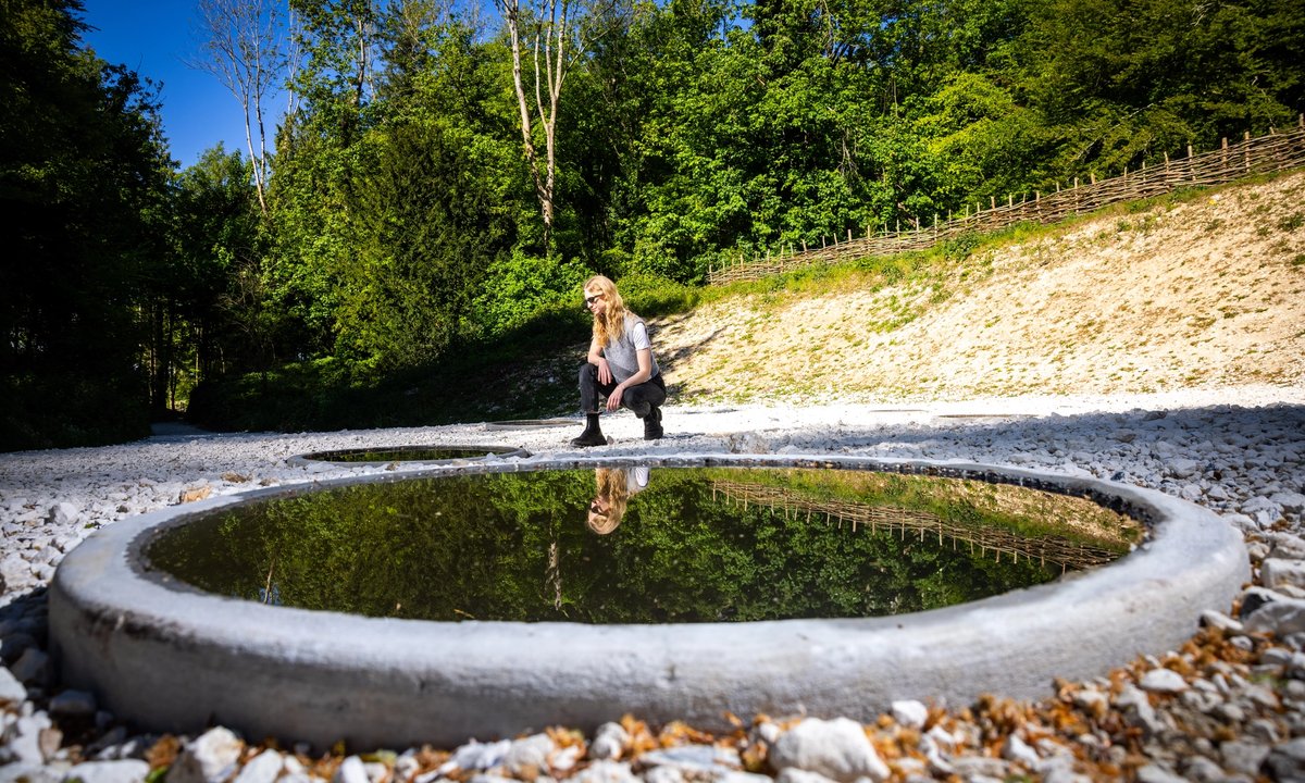 Cosmic, concrete, earthy: Nancy Holt’s Land Art on show in UK - The Art Newspaper