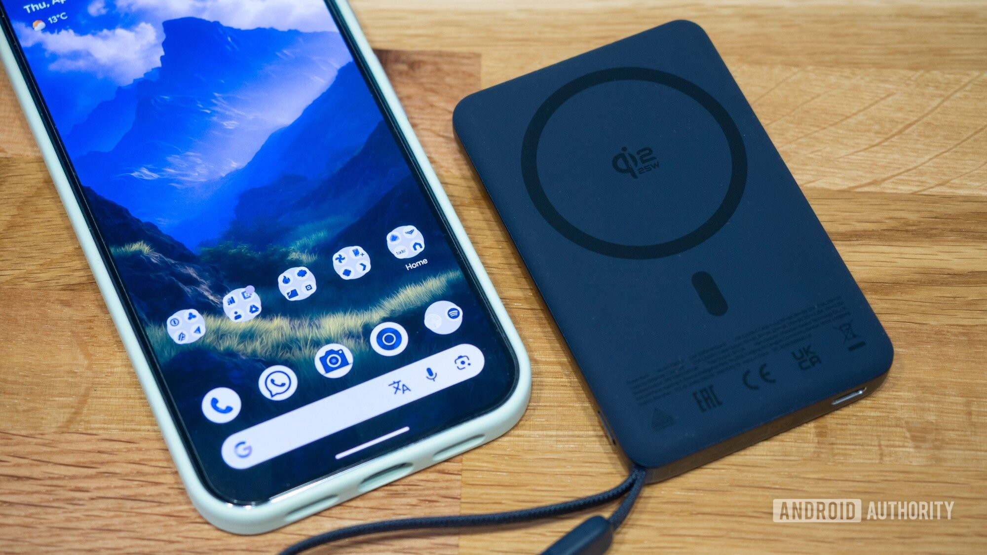 baseus qi2 25w charger am52 with pixel 10 pro xl 1