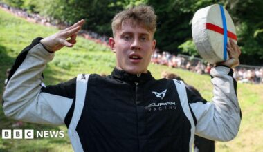 Cooper's Hill Cheese Rolling Races