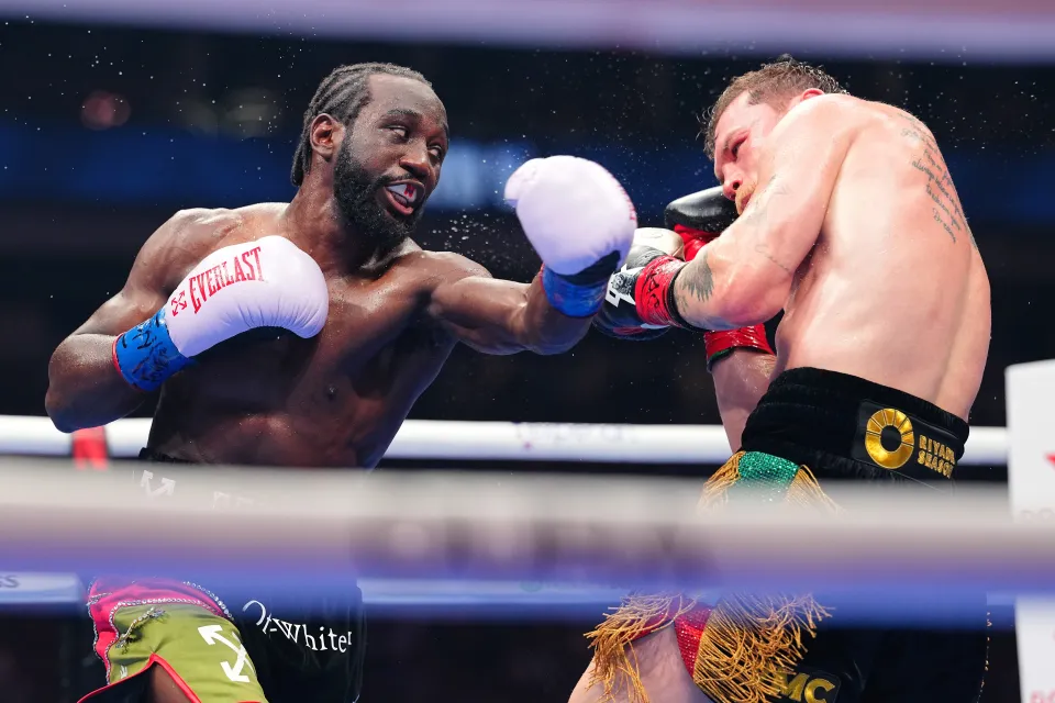 'Bud' never let Canelo get into his groove during their 'Fight of the Century' at Allegiant Stadium