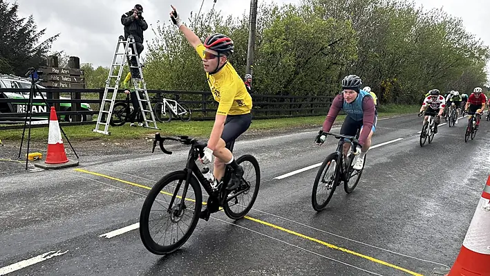 Breakthrough man Robbie Tosh (18) takes clean sweep of stages in Derry