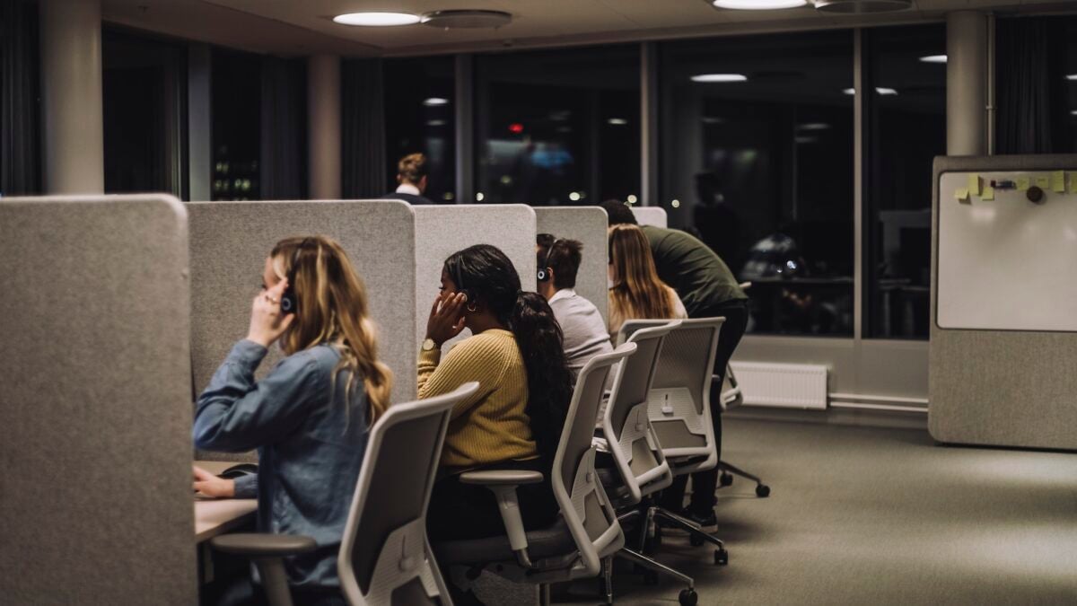 American Jobs with AI Exposure Really Are Starting to Disappear, Data Show
