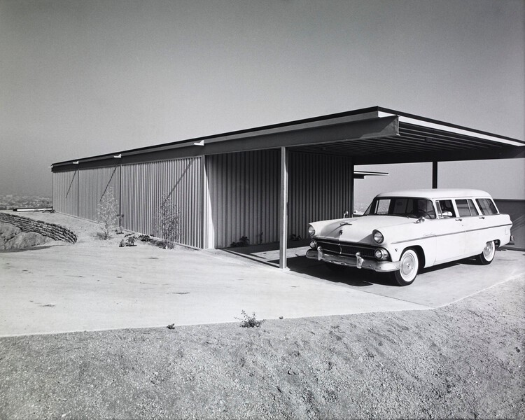 Case Study Houses and the Myth of a Universal Domestic Ideal - Image 9 of 21