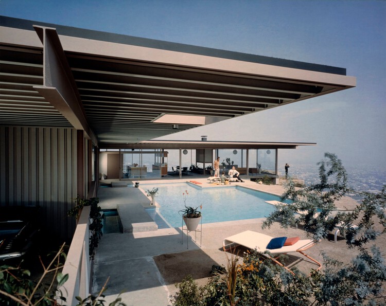 Case Study Houses and the Myth of a Universal Domestic Ideal - Image 10 of 21