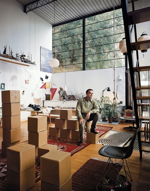 Case Study Houses and the Myth of a Universal Domestic Ideal - Image 13 of 21
