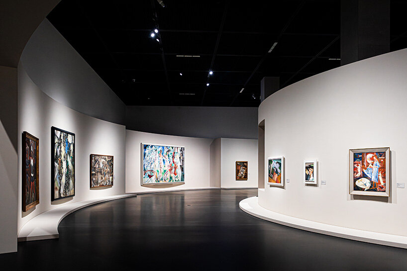 centre pompidou hanwha opens in seoul inside jean-michel wilmotte's box of light - 6