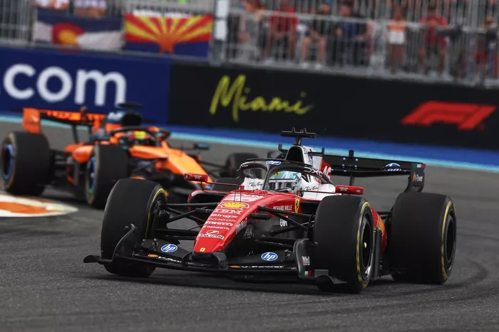 Charles Leclerc, Ferrari, Oscar Piastri, McLaren