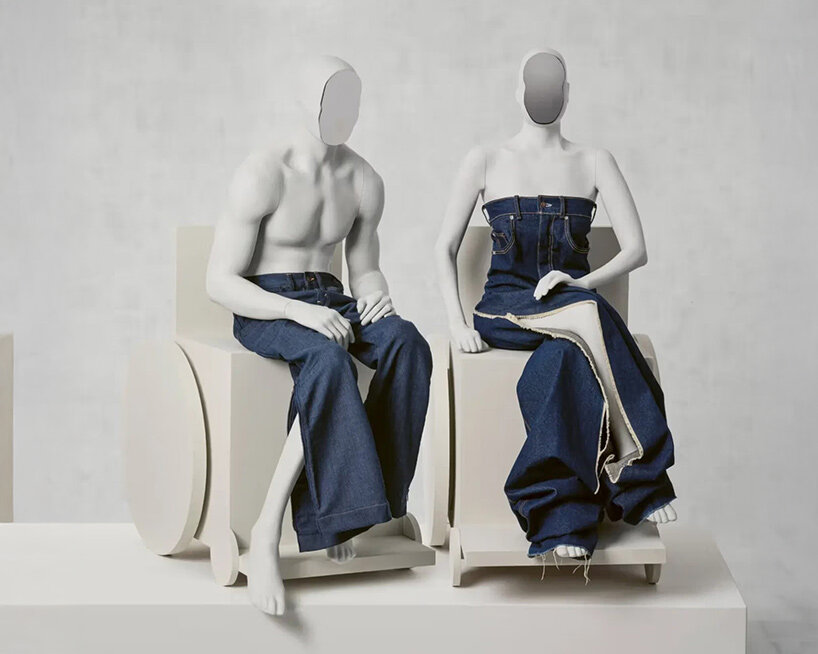 met costume real bodies