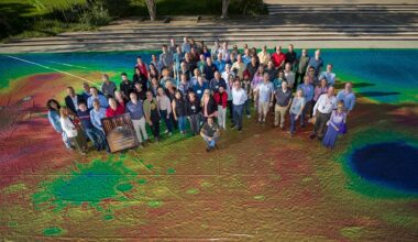 Odyssey Team Celebrates on a Global Map of Mars