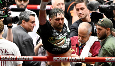 Oleksandr Usyk's next two fights become clear after win over Rico Verhoeven