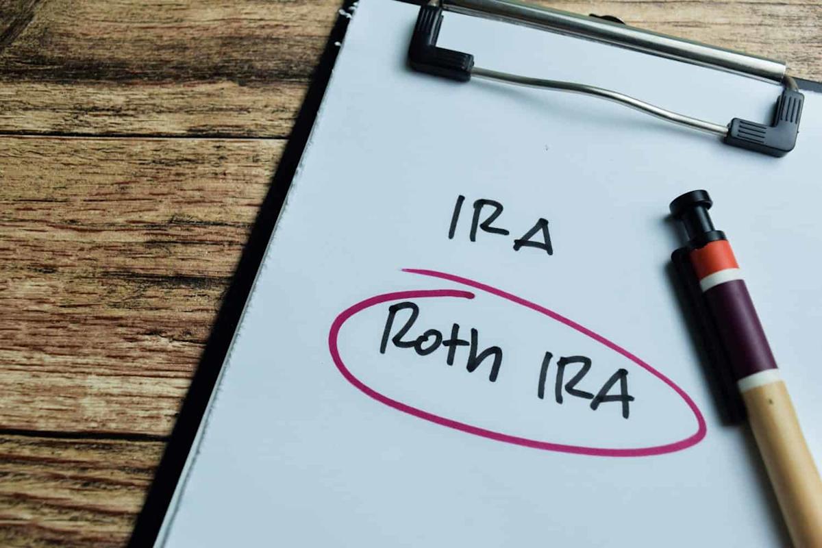 The $120,000 Roth Strategy That Cuts Retirement Taxes to $20,000 Instead of $35,000