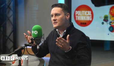 Former Health Secretary Wes Streeting giving an interview to the BBC's Political Thinking podcast