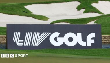 A flower decoration depicting a skull to promote LIV Golf Mexico