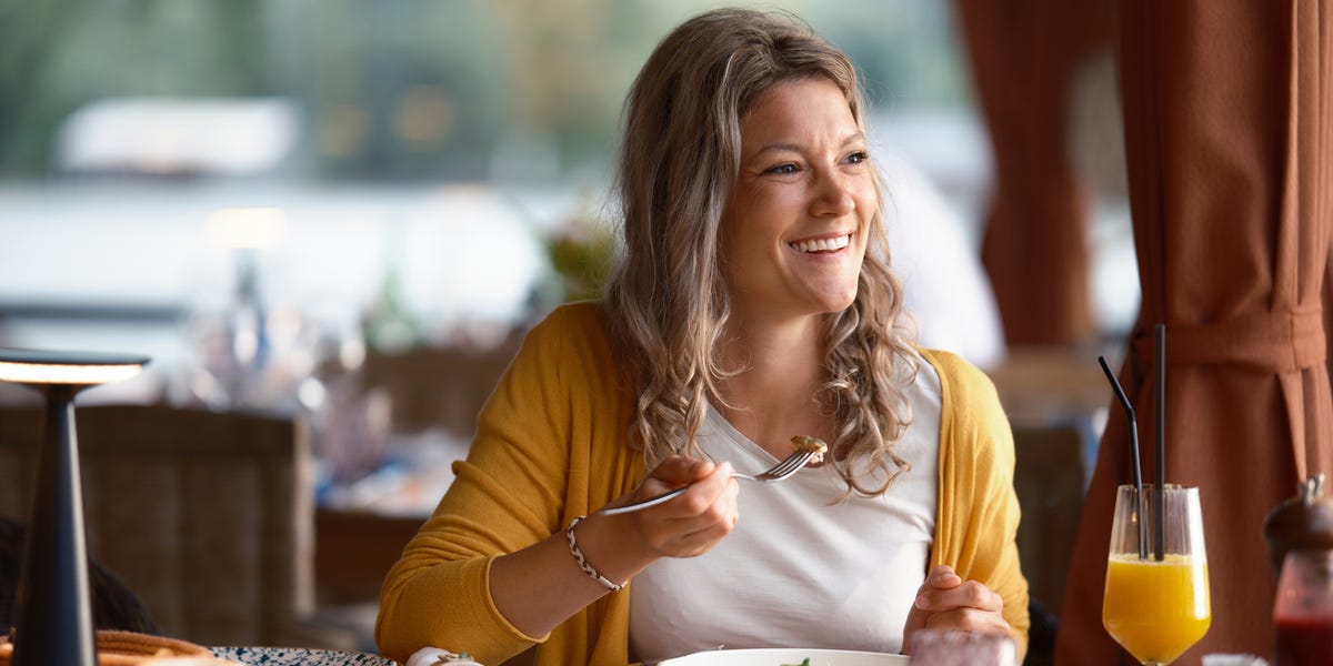 Experts Say This Is the Best Food to Eat for Vitamin B12