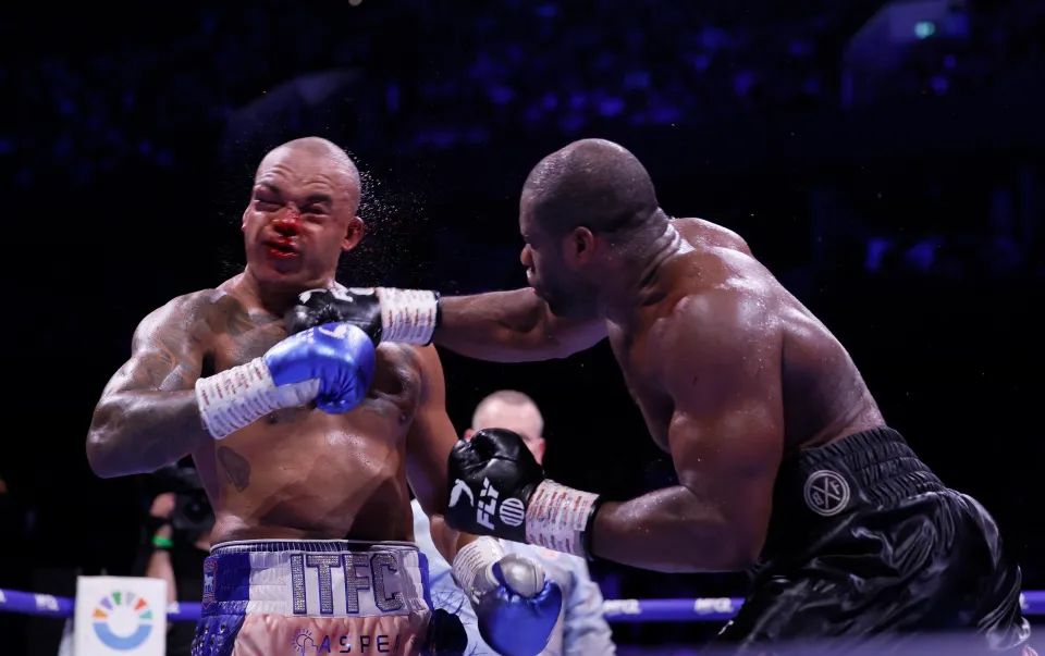 Fabio Wardley takes a punch from Daniel Dubois