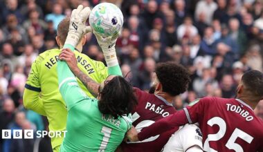 Pablo of West Ham United fouls David Raya of Arsenal before Callum Wilson scores a goal that is later disallowed following a VAR review