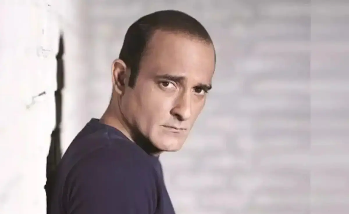When Akshaye Khanna Lost His Temper After A Lesser-Known Actor Was Stopped From Having Lunch