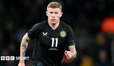 James McClean playing for the Republic of Ireland against New Zealand, with number 11 on his shirt