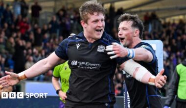 Johnny Matthews scores a try for Glasgow